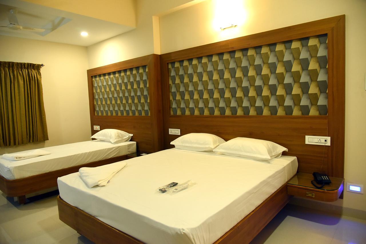 Hotel Gokulgrande Erode Dış mekan fotoğraf