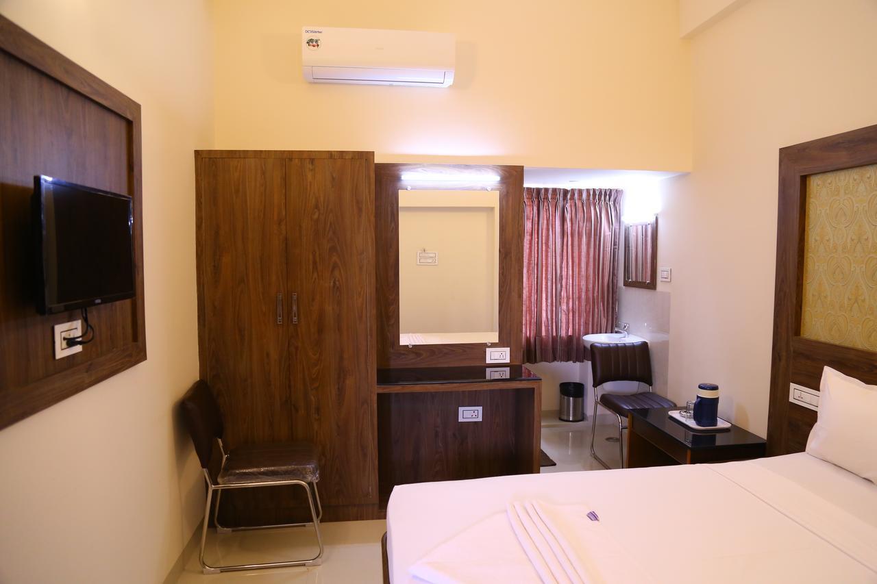 Hotel Gokulgrande Erode Dış mekan fotoğraf