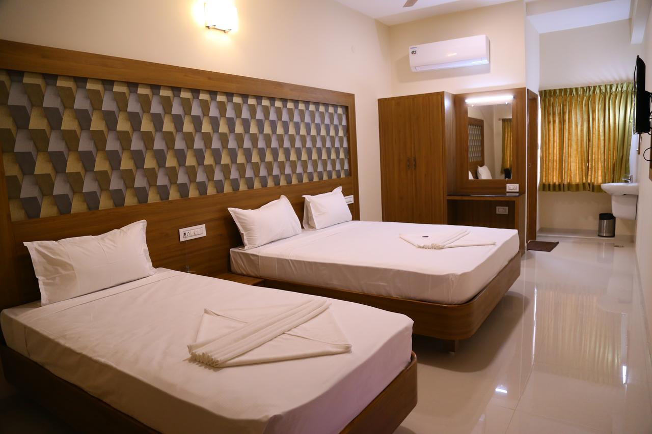 Hotel Gokulgrande Erode Dış mekan fotoğraf