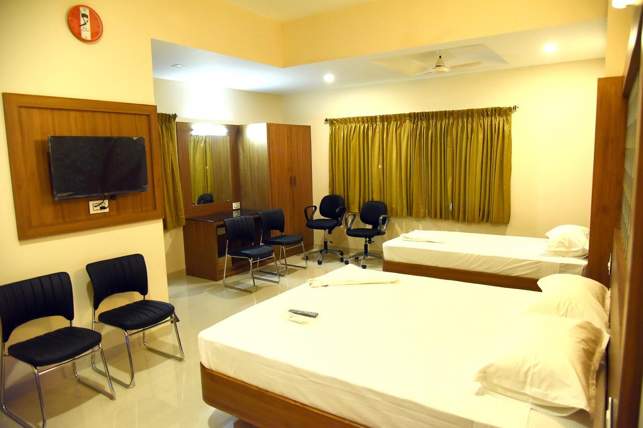 Hotel Gokulgrande Erode Dış mekan fotoğraf